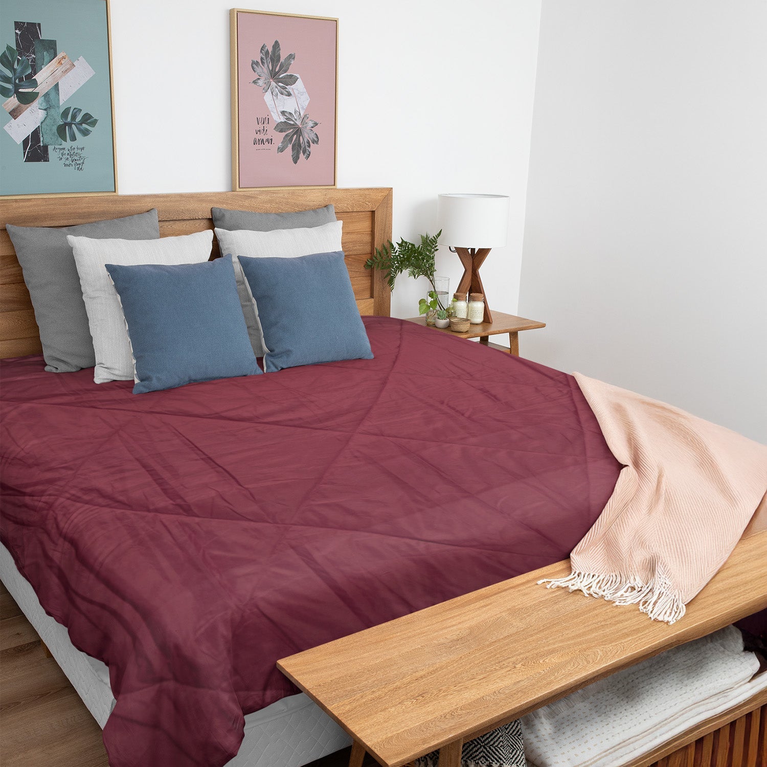 Ruby Red & Faded Blue – Nordic Life Double Microfibre Comforter