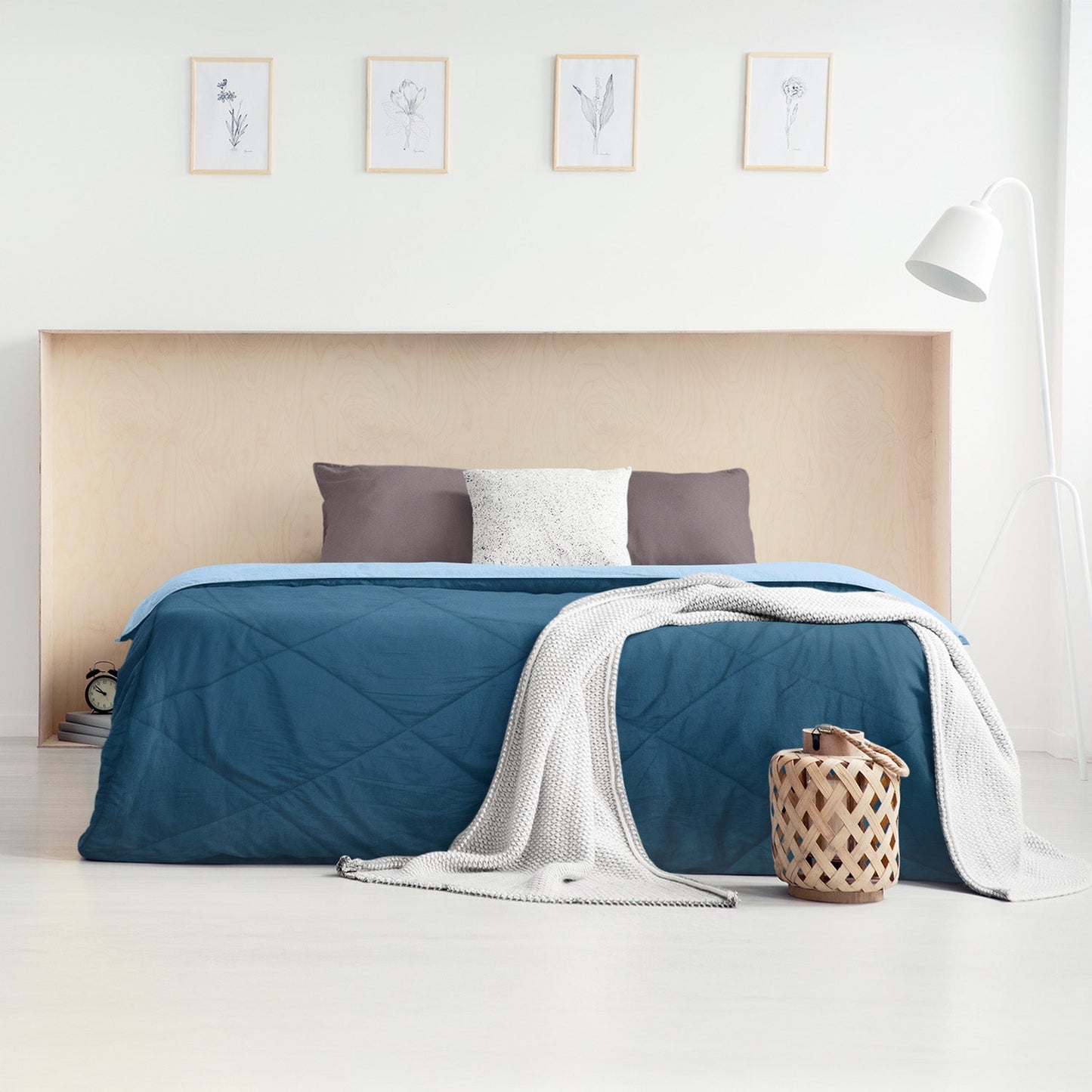 Teal Blue & Sky Blue - Nordic Life Double Bed Microfibre Comforter