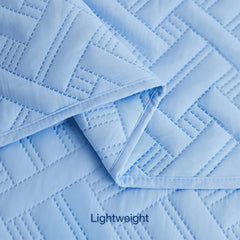 Nordic Life Floral Ultrasonic Bedcover – Lightweight Microfiber Comforter & All-Season Quilt (90x90 Inches)